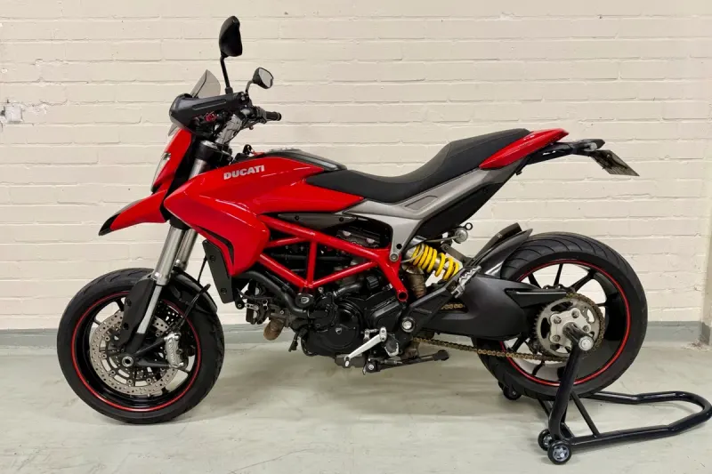 Ducati Hypermotard 821 (0)