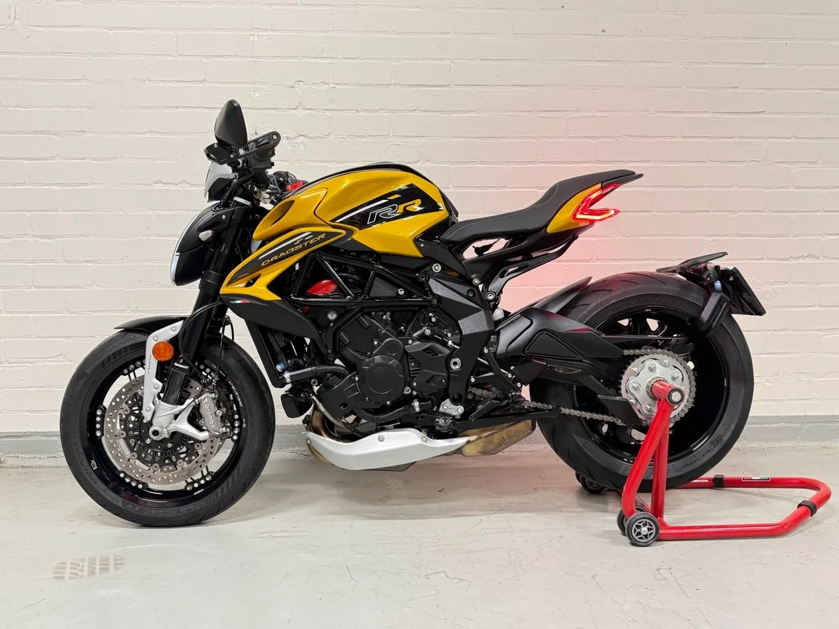 MV Agusta Dragster 800 (2023) — foto 1