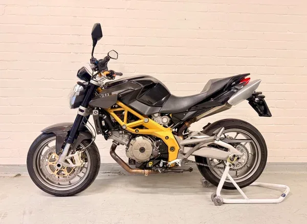 Aprilia Shiver 750 (2008) — foto 1