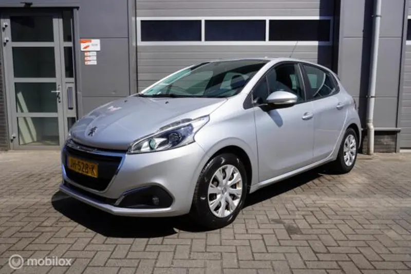 Peugeot 208 (2016)