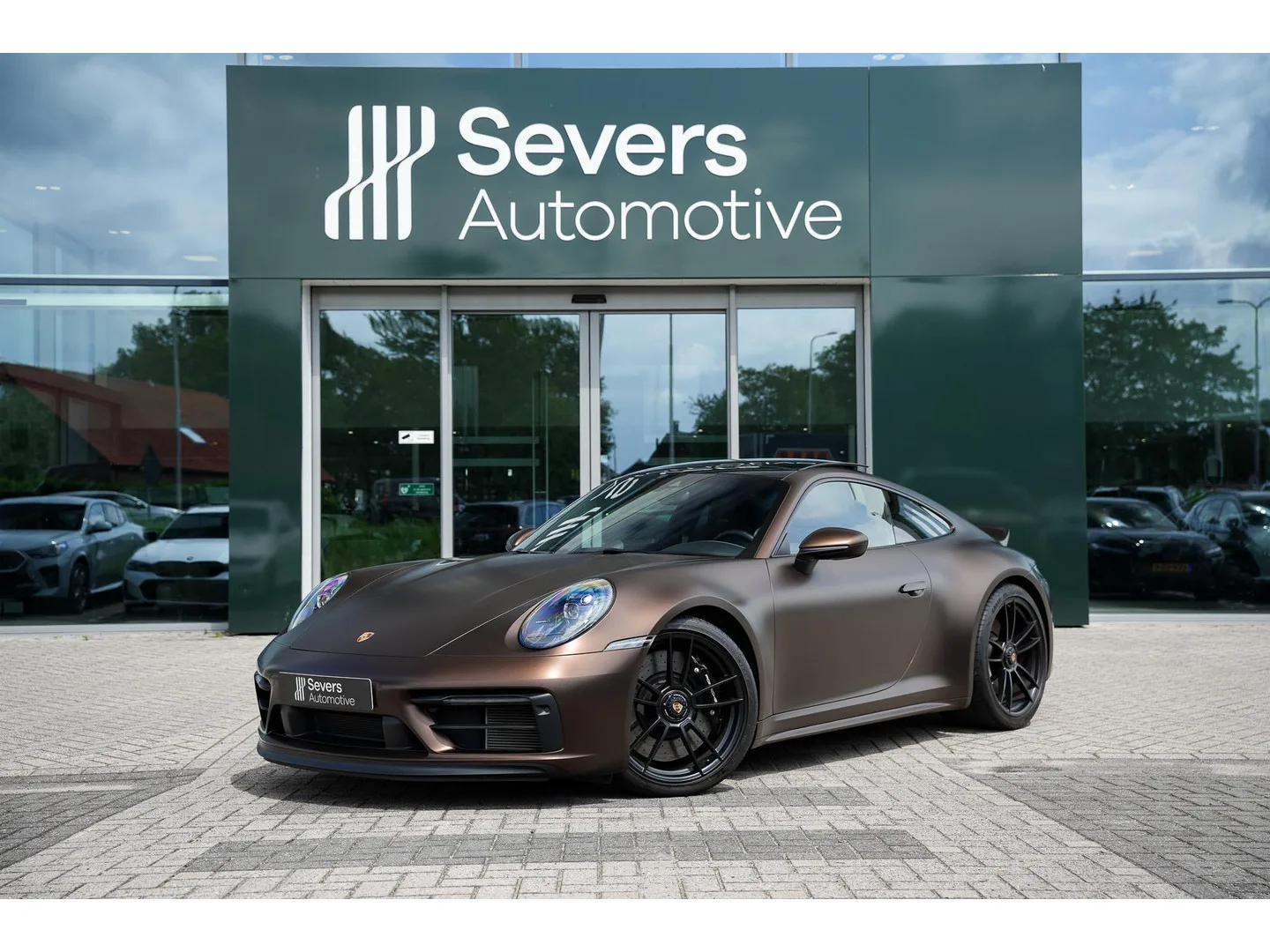 Porsche 911 (2024) — foto 1