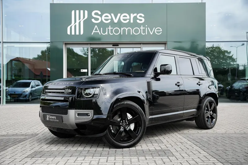 Land Rover Defender (2024)