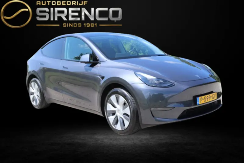 Tesla Model Y (2022)