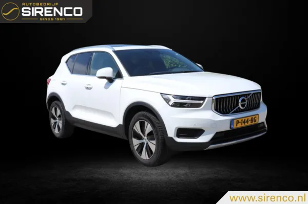 Volvo XC40 (2022) — foto 1