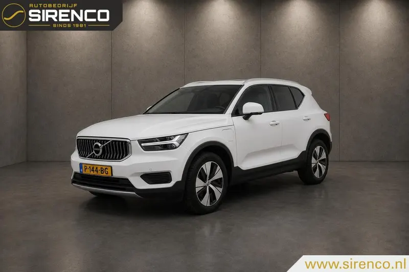 Volvo XC40 (2022)