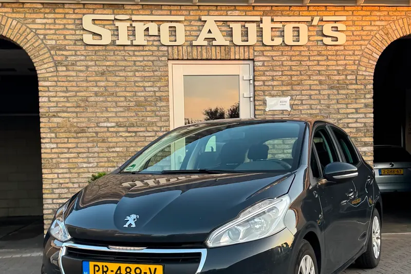 Peugeot 208 (2017)