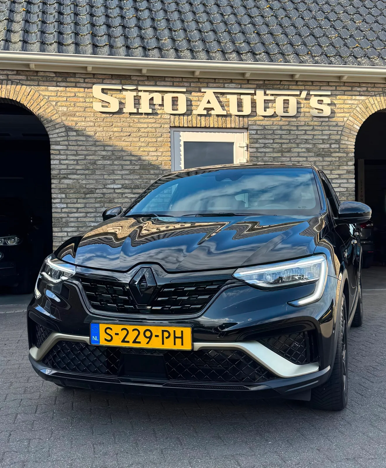 Renault Arkana (2023) — foto 1