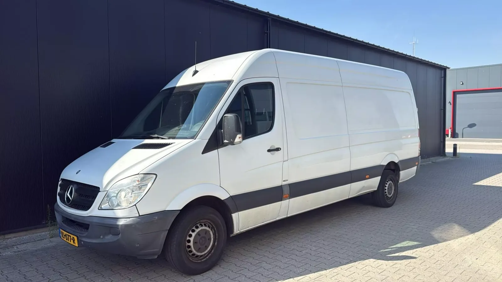 Mercedes-Benz Sprinter (2011) — foto 1