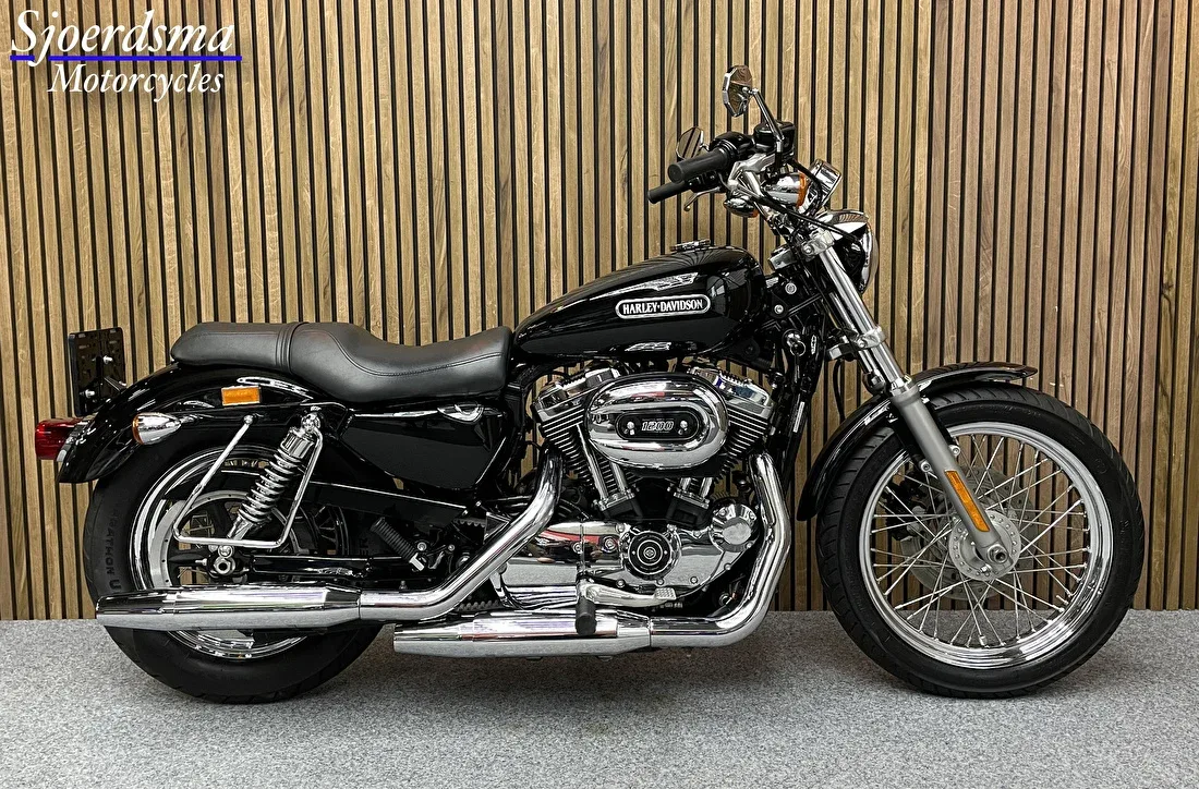 Harley-Davidson 1200 Sportster (2008) — foto 1
