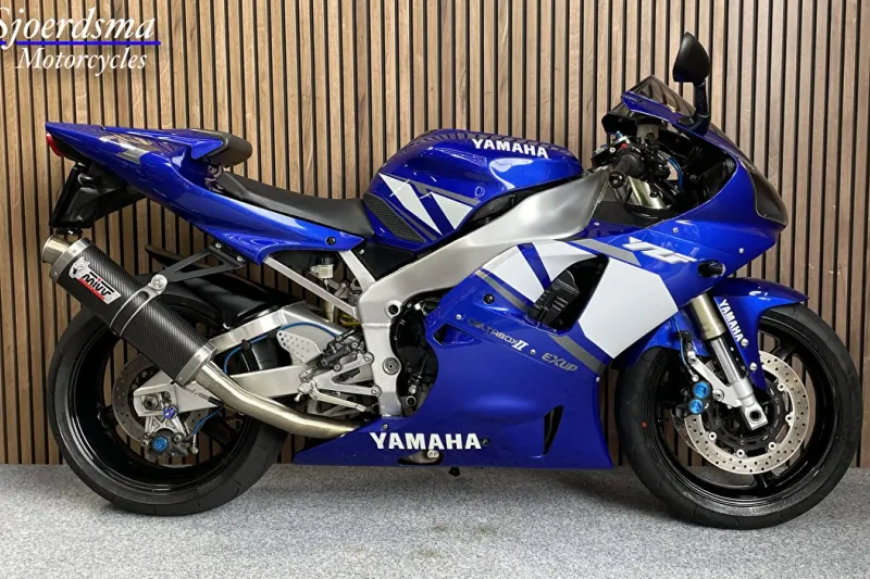 Yamaha YZF-R1 (2000)