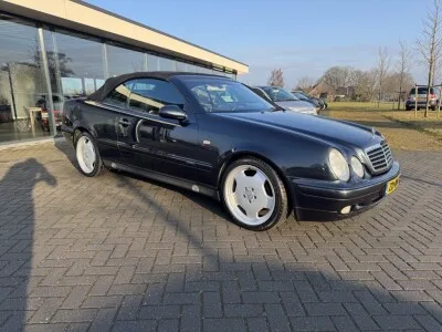 Mercedes-Benz CLK-Klasse (1999) — foto 1