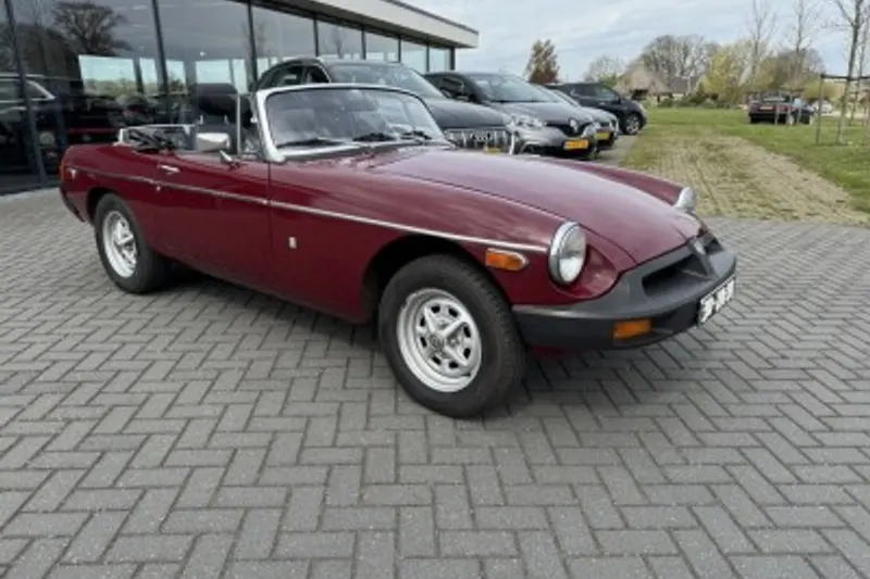 MG B (0)