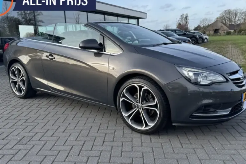 Opel Cascada (2013)