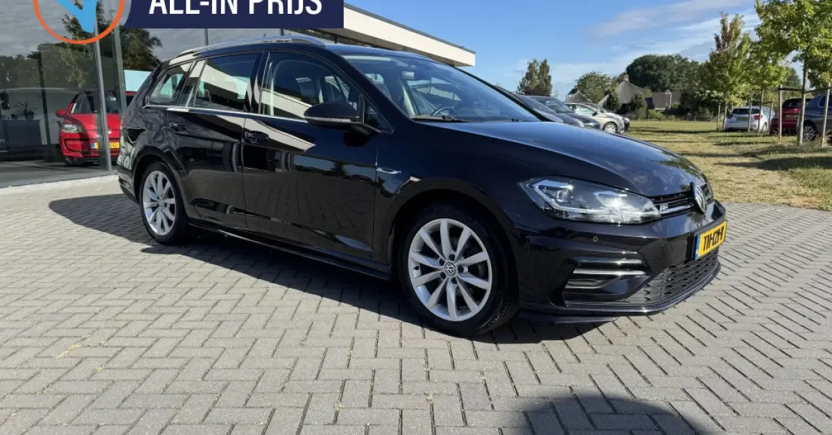 Volkswagen Golf (2018) — foto 1