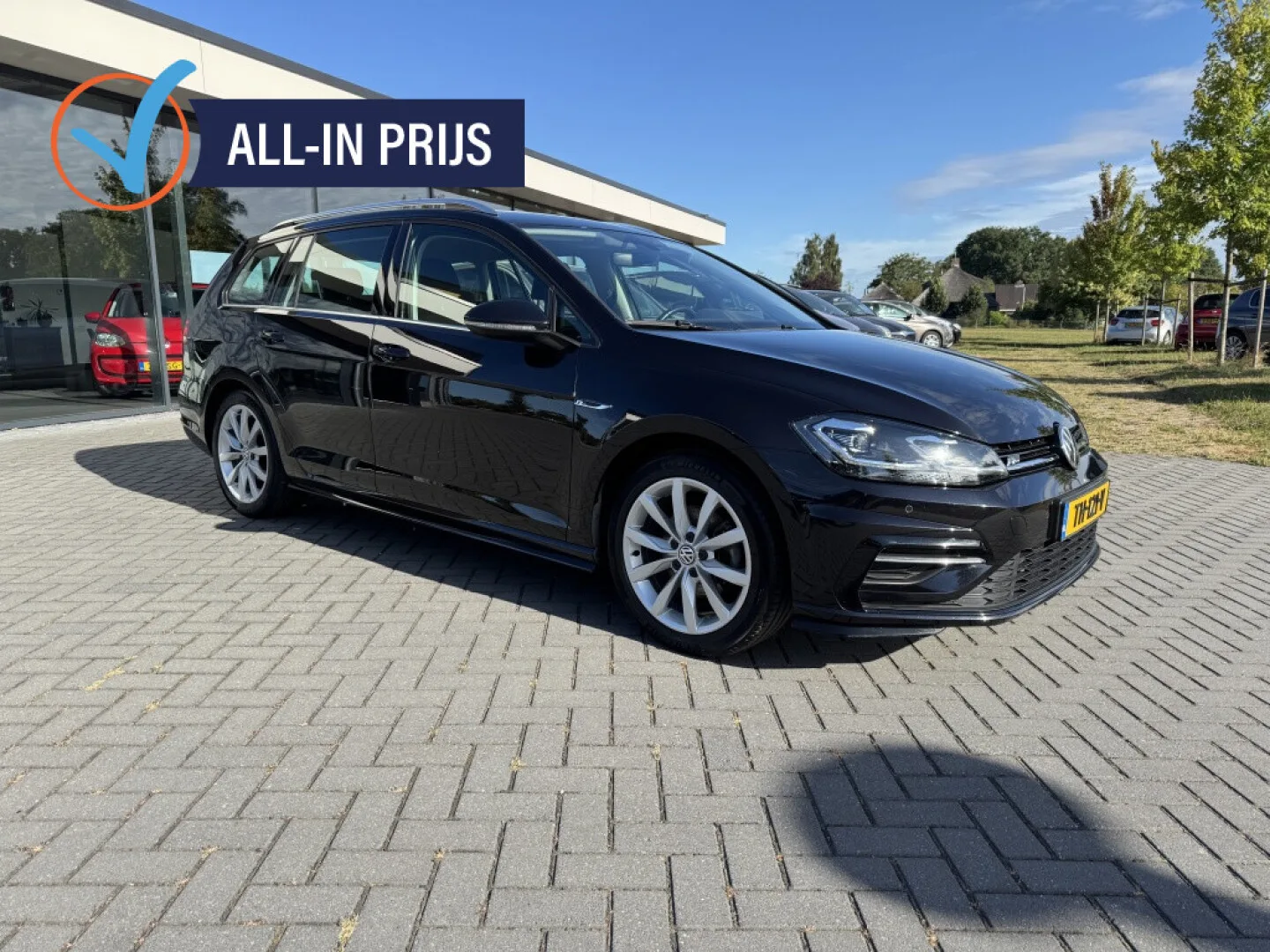 Volkswagen Golf (2018) — foto 1