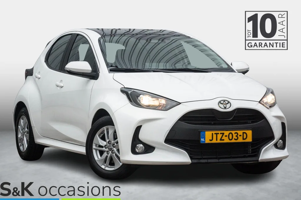 Toyota Yaris (2024) — foto 1