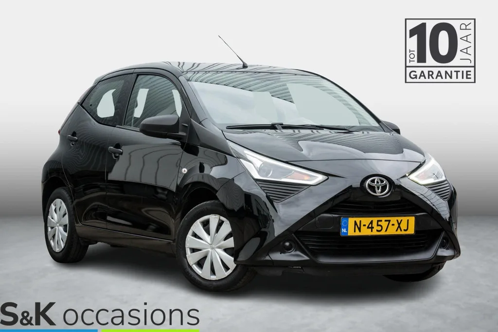Toyota Aygo (2022) — foto 1