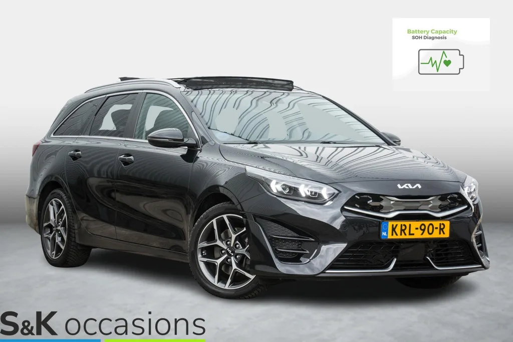 Kia Ceed Sportswagon (2022) — foto 1
