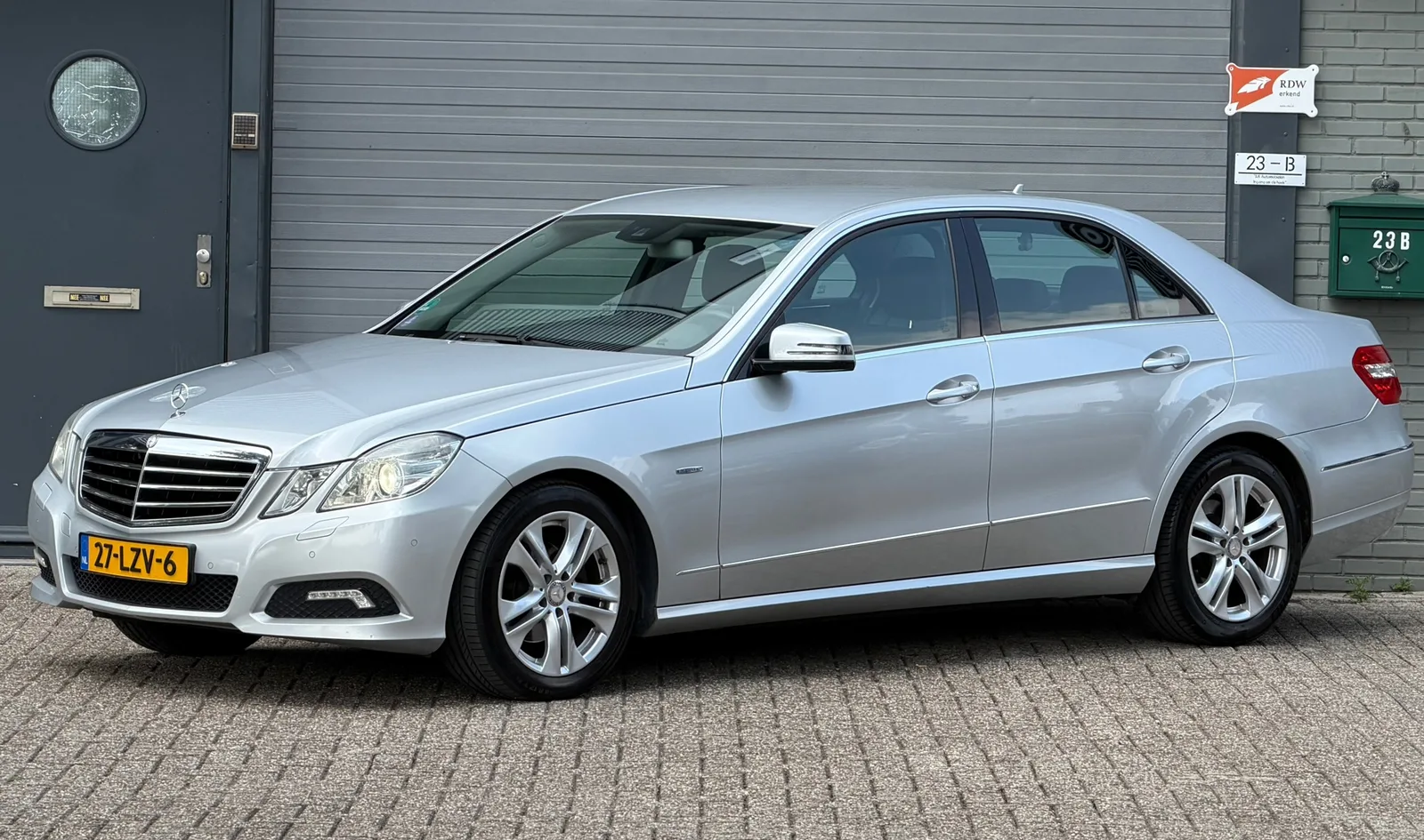 Mercedes-Benz E-Klasse (2009) — foto 1