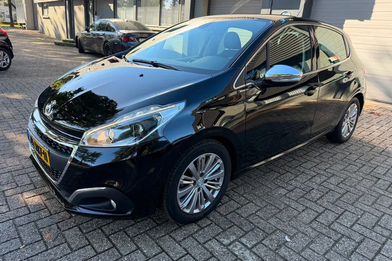 Peugeot 208 (2019)