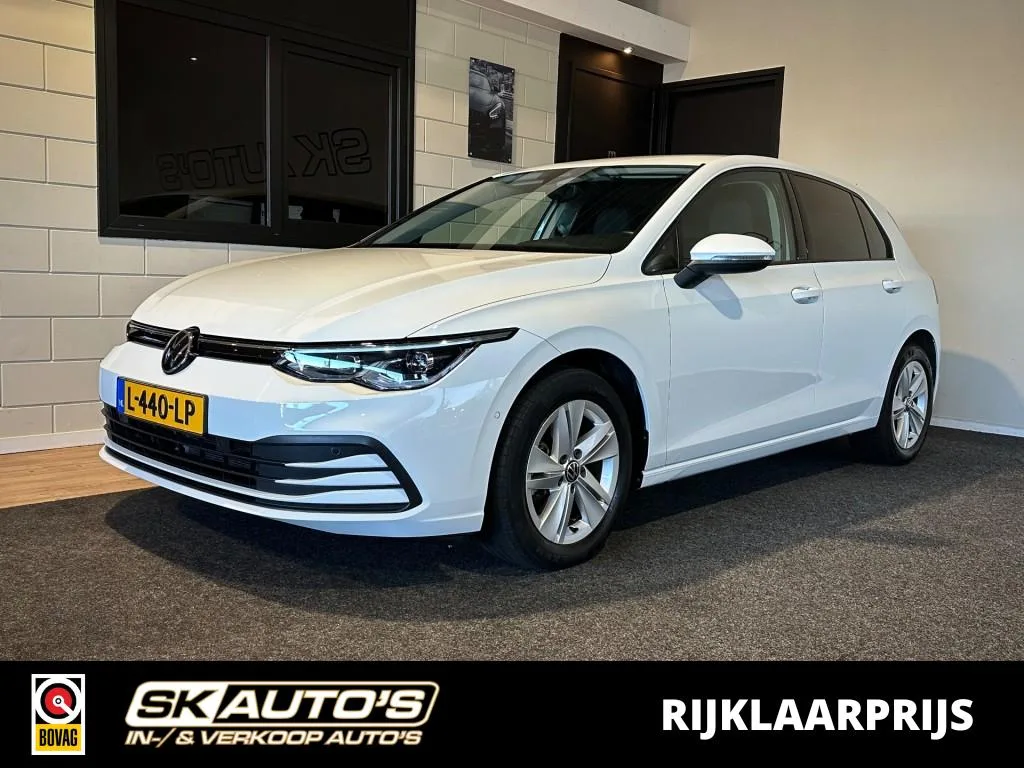 Volkswagen Golf (2021) — foto 1