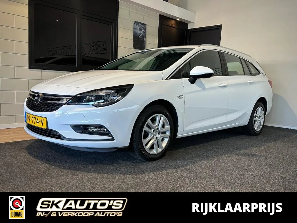 Opel Astra (2017) — foto 1