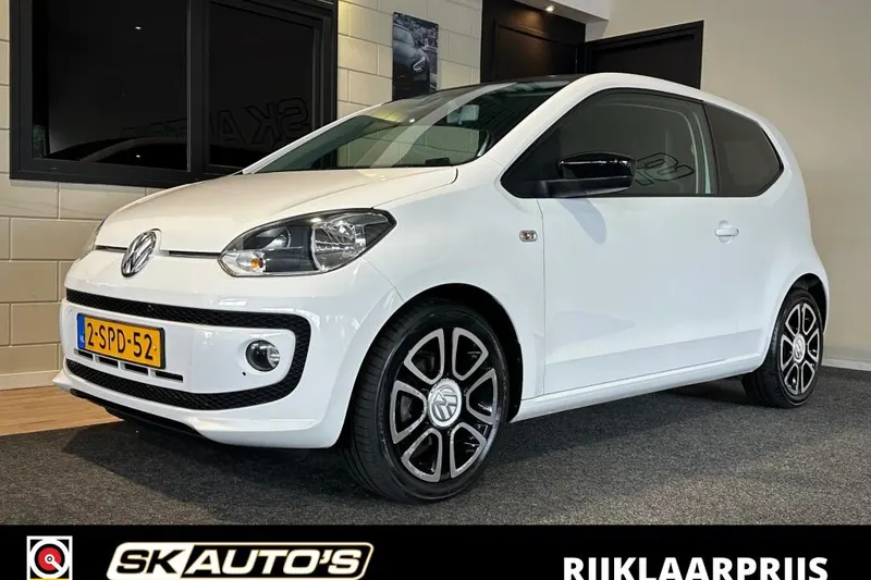 Volkswagen Up (2013)