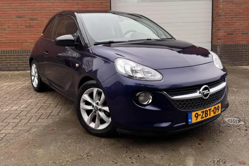 Opel Adam (2014)