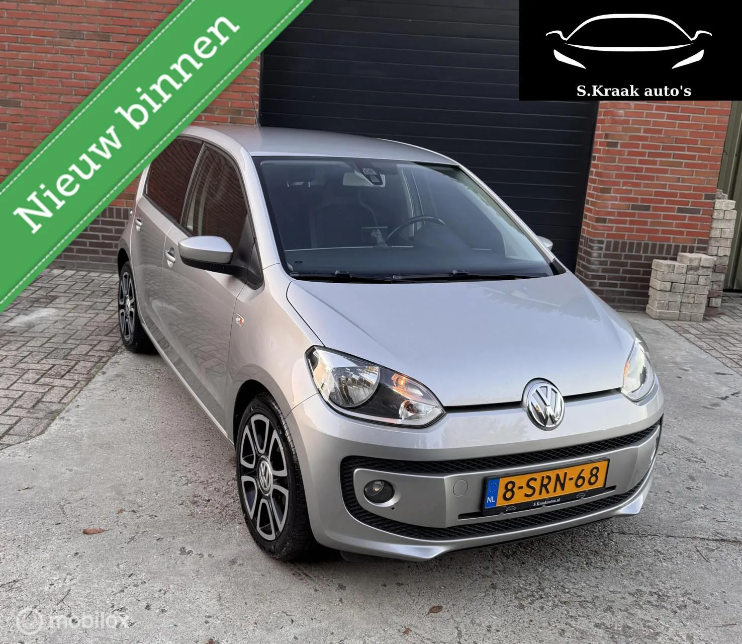 Volkswagen Up! (2013) — foto 1