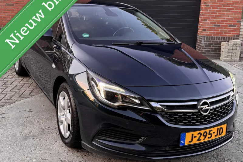 Opel Astra (2018)