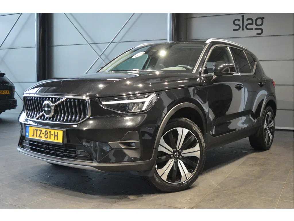 Volvo XC40 (2020) — foto 1