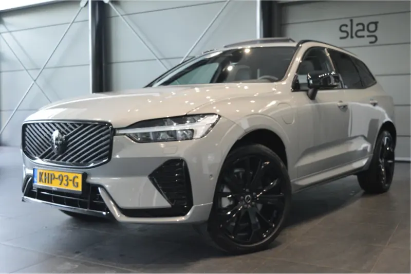 Volvo XC60 (2025)