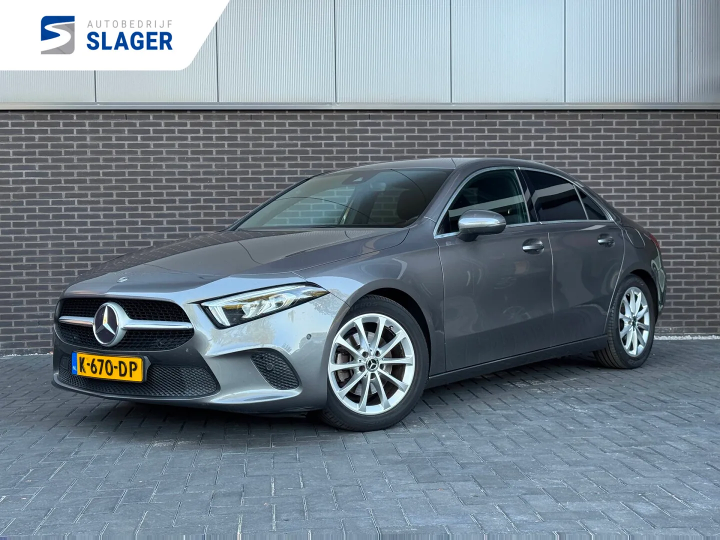 Mercedes-Benz A-Klasse (2019) — foto 1