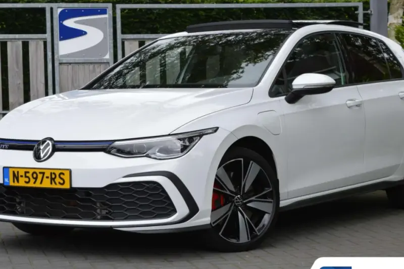 Volkswagen Golf (2020)