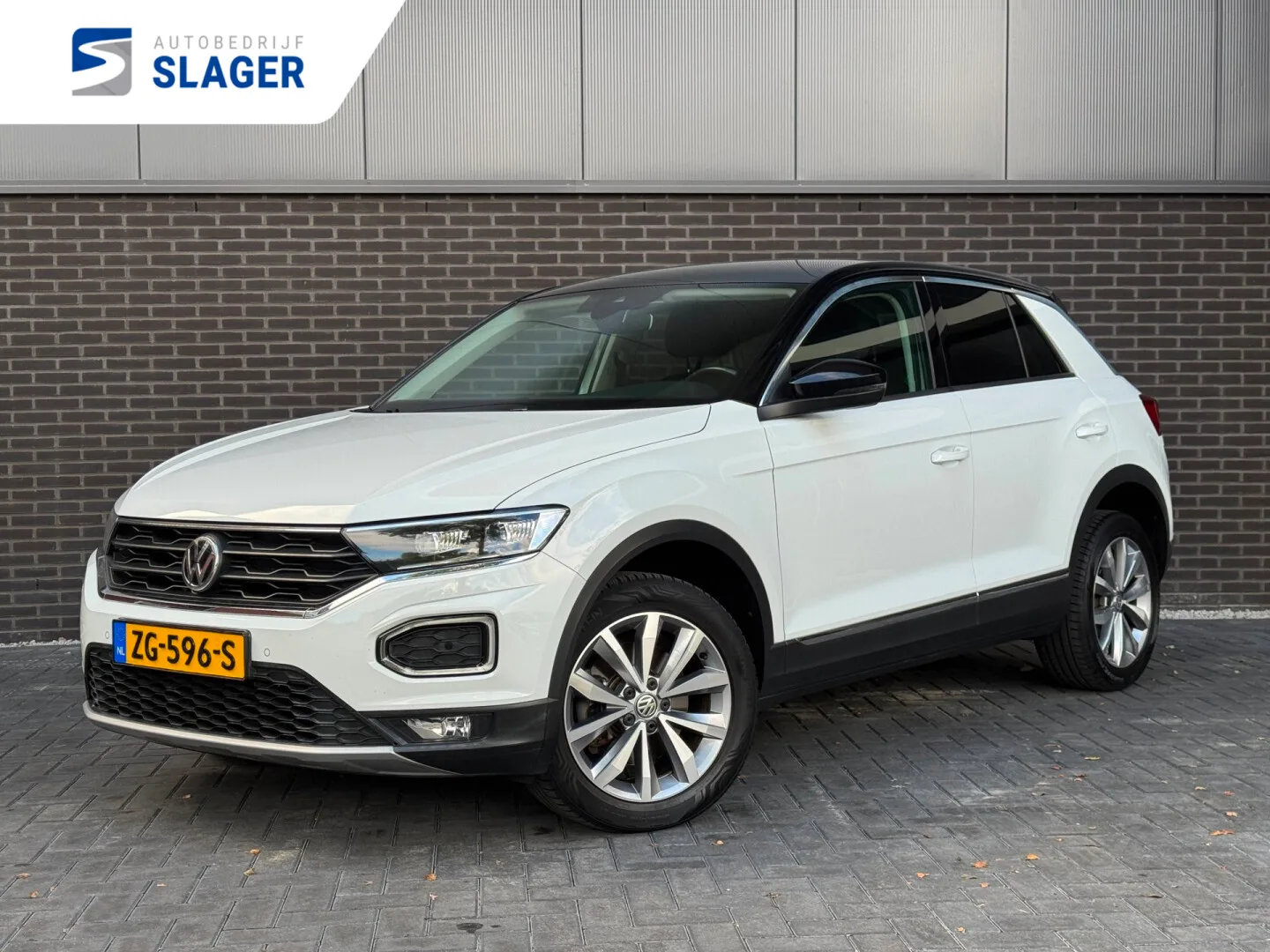 Volkswagen T-Roc (2018) — foto 1