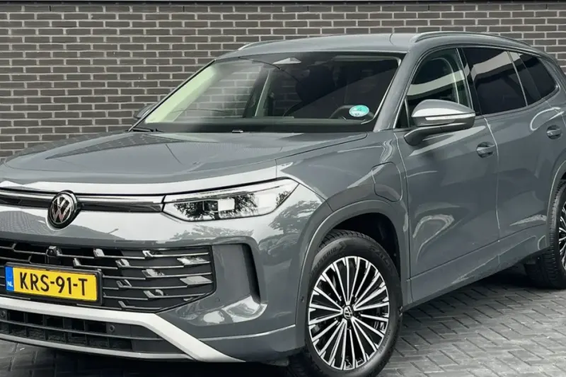 Volkswagen Tayron (2025)