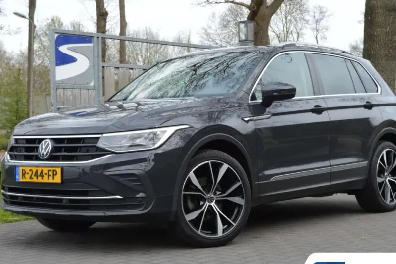 Volkswagen Tiguan (2022)