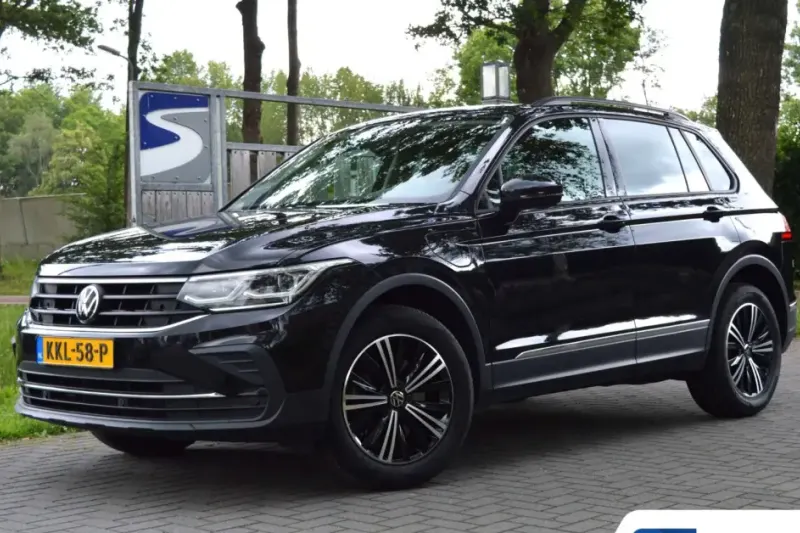 Volkswagen Tiguan (2022)