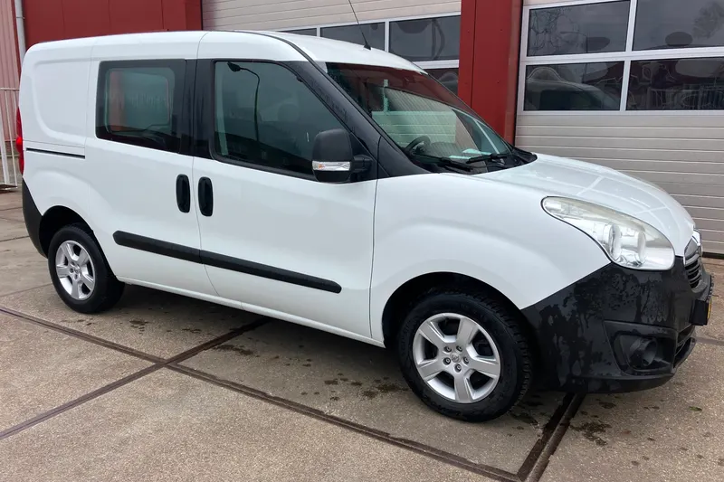 Opel Combo (2015)