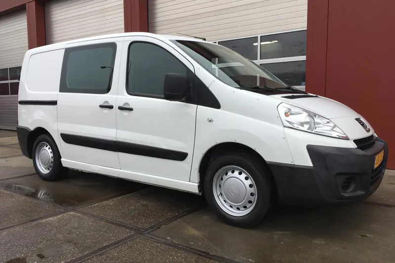 Peugeot Expert (2013)
