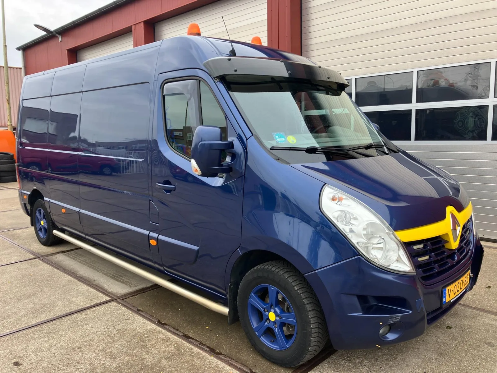 Renault Master (2017) — foto 1