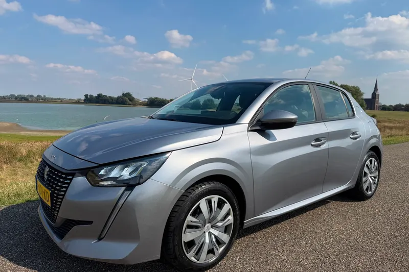 Peugeot 208 (2020)