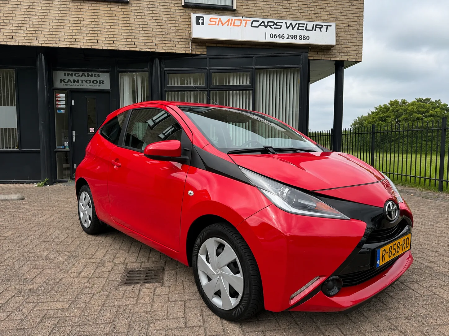 Toyota Aygo (2014) — foto 1