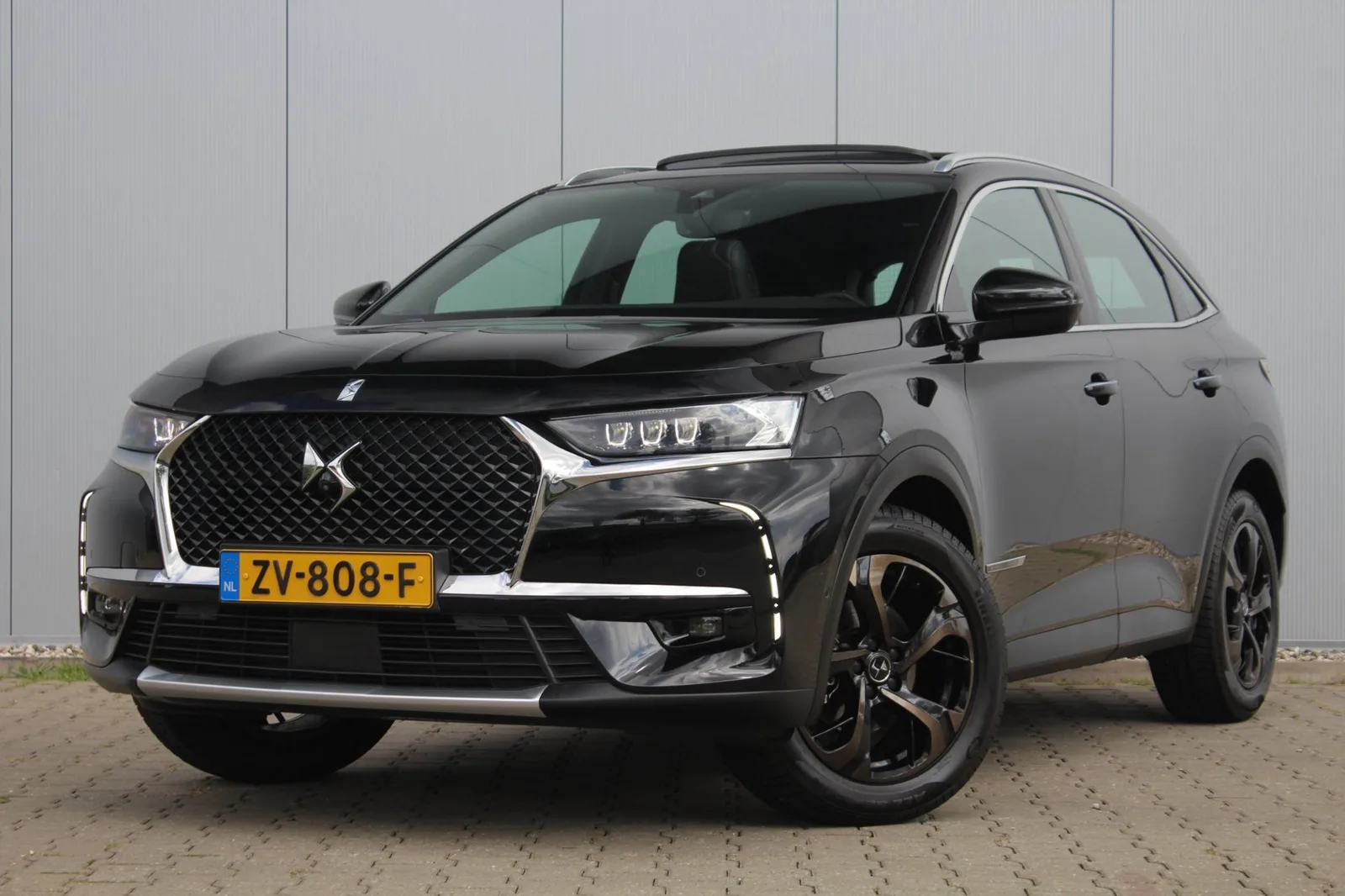 DS 7 (2018) — foto 1
