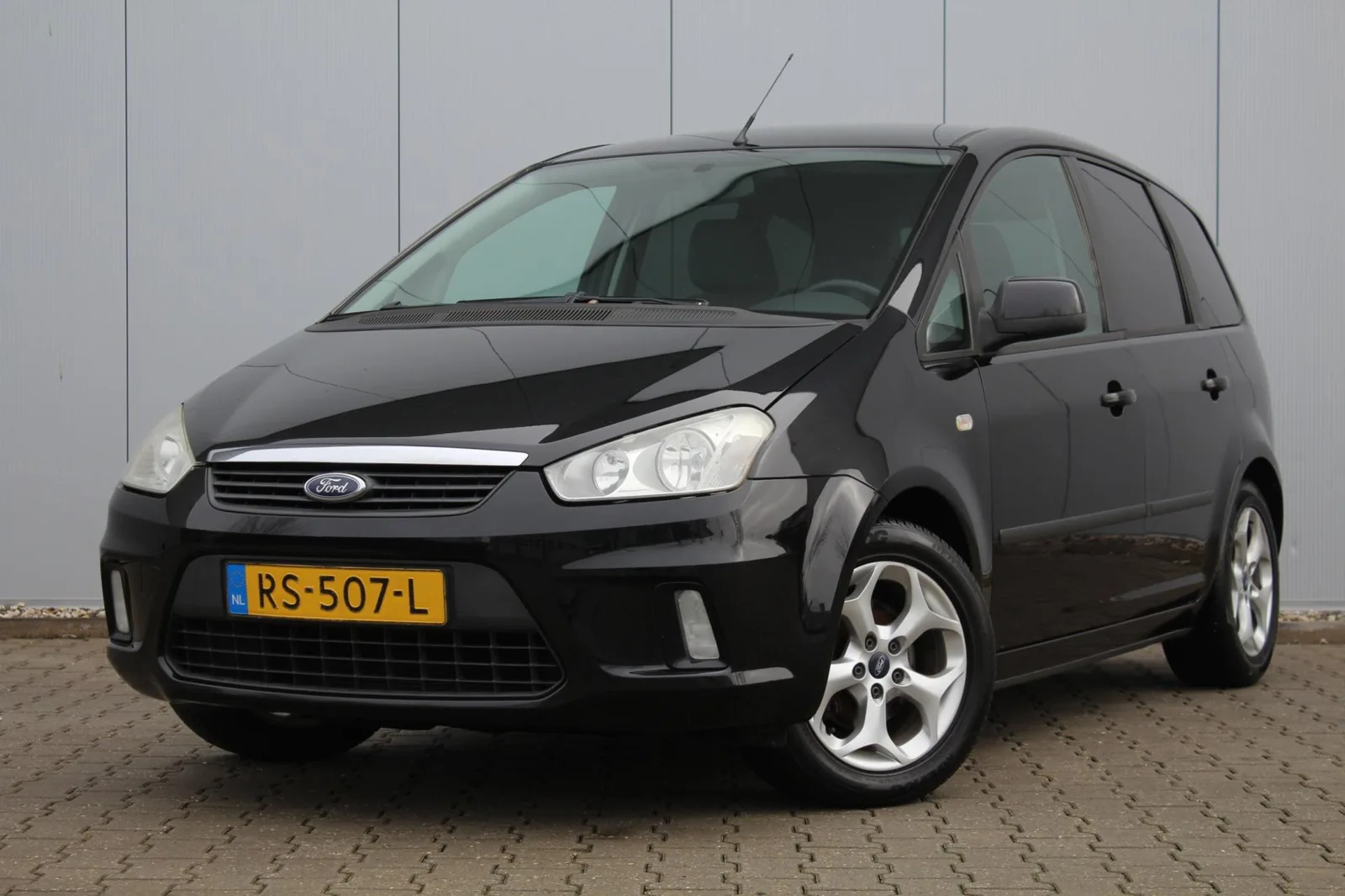 Ford C-Max (2010) — foto 1
