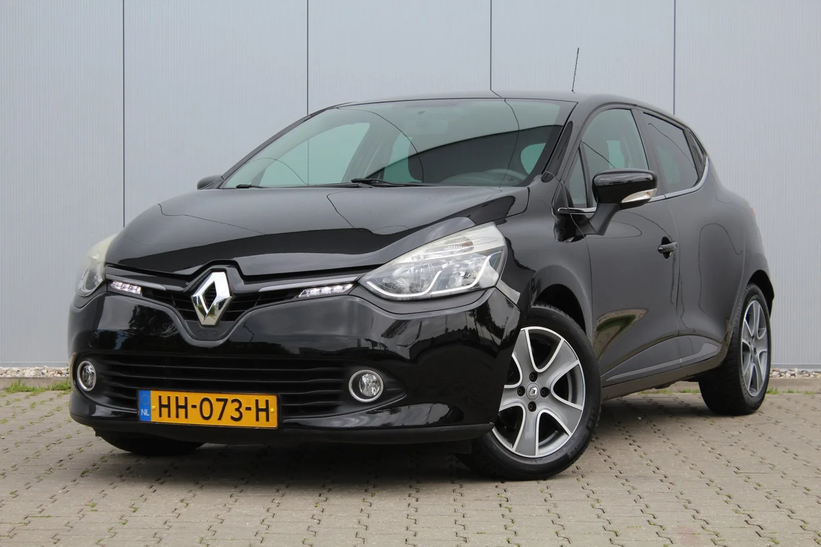 Renault Clio (2015) — foto 1