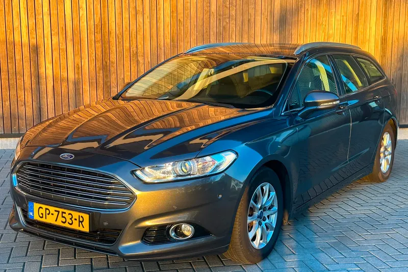 Ford Mondeo (2015)