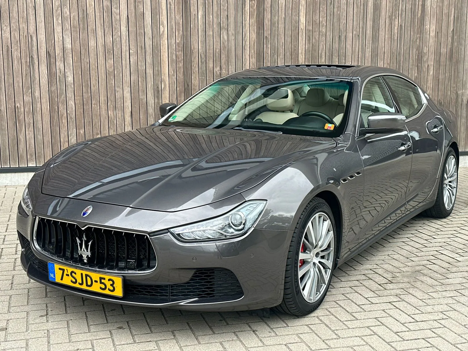 Maserati Ghibli (2013) — foto 1