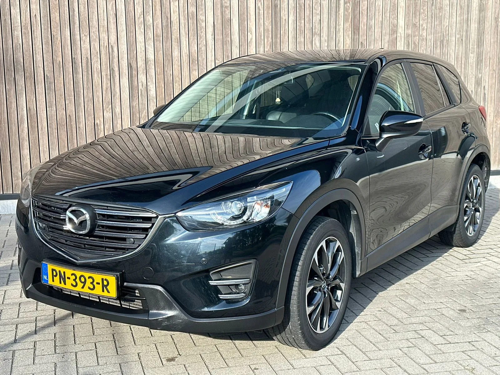 Mazda CX-5 (2017) — foto 1
