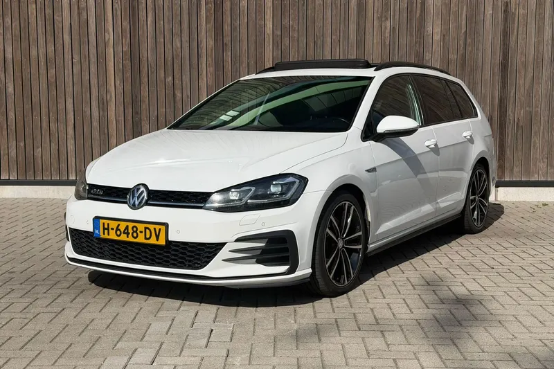 Volkswagen Golf (2017)